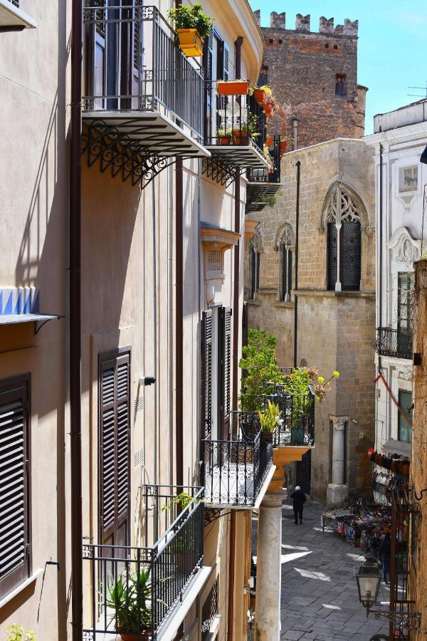 San Basilio'S Home Historical Center Palermo Exterior foto